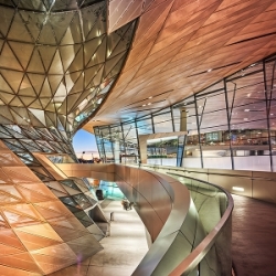 Fotospaziergang durch die BMW Welt in München